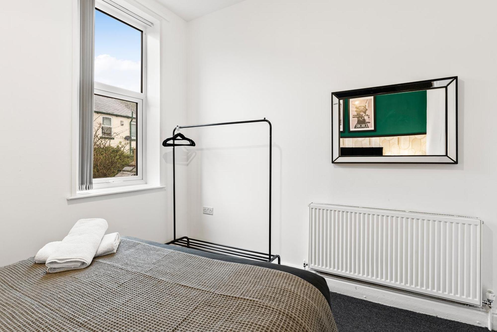 Апартаменти 20 Percent Off! Stylish Sheffield Abode Sleeps 12 Екстер'єр фото
