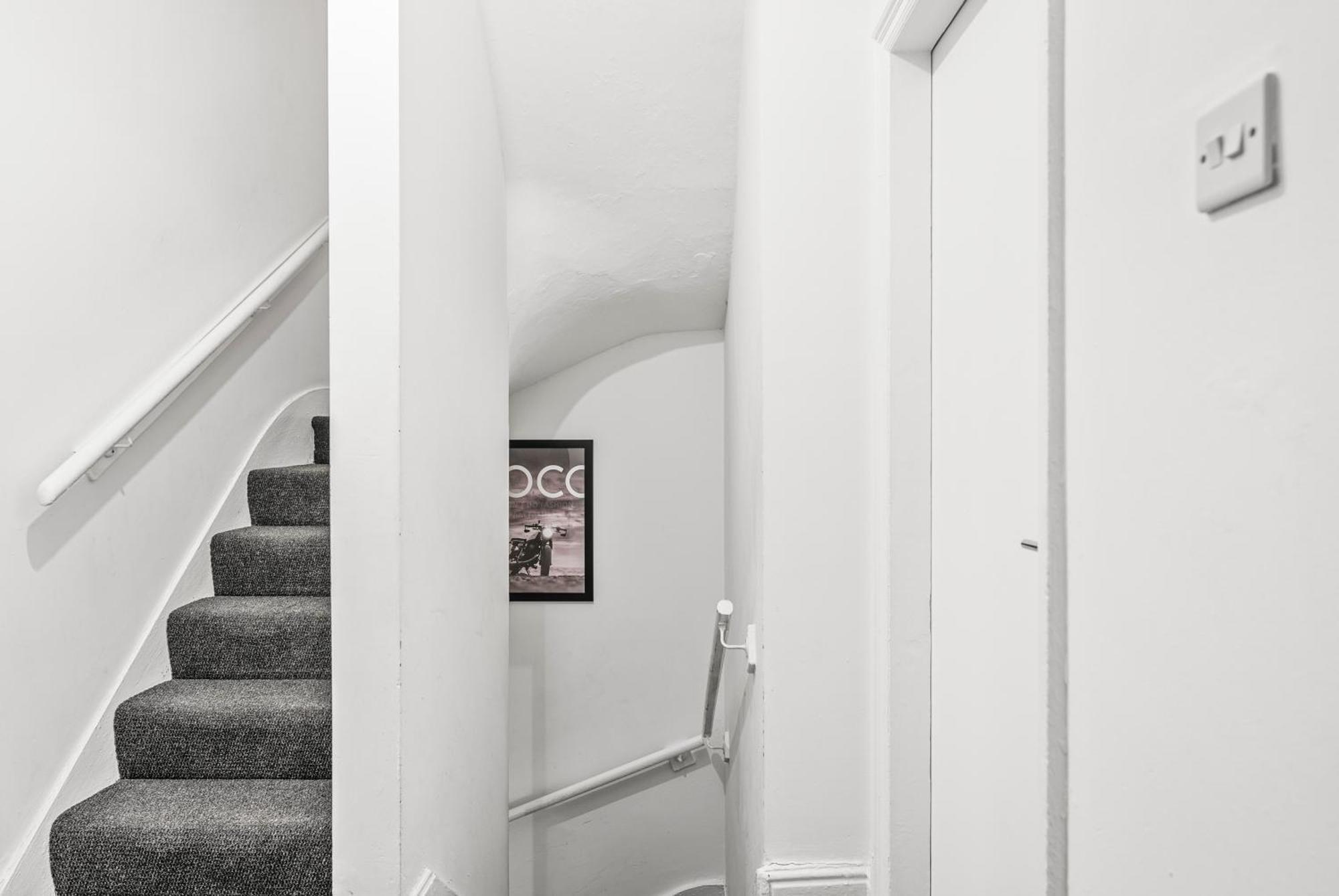 Апартаменти 20 Percent Off! Stylish Sheffield Abode Sleeps 12 Екстер'єр фото